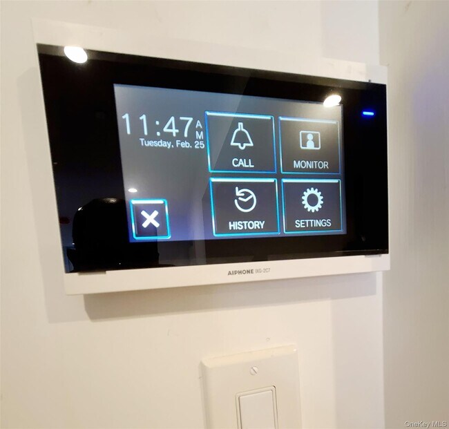 Building Photo - 138-28 Queens Blvd