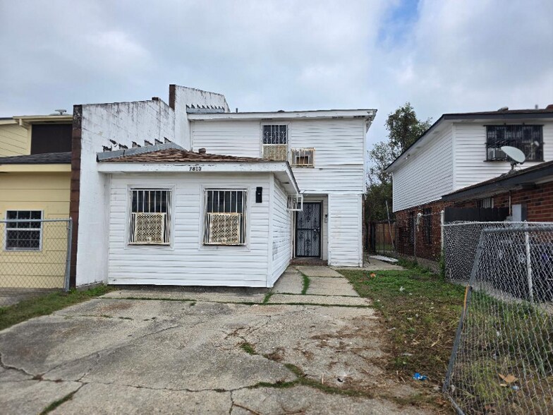 Primary Photo - 7813 Star St