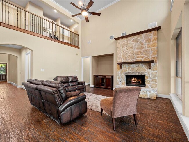 Building Photo - 17306 Lake Chelan Ln