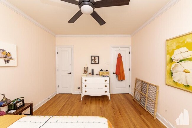 Building Photo - 2 bedroom in Chicago IL 60640