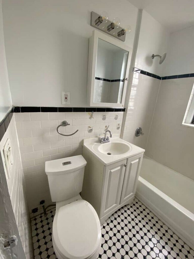 Building Photo - 1179 Yonkers Ave