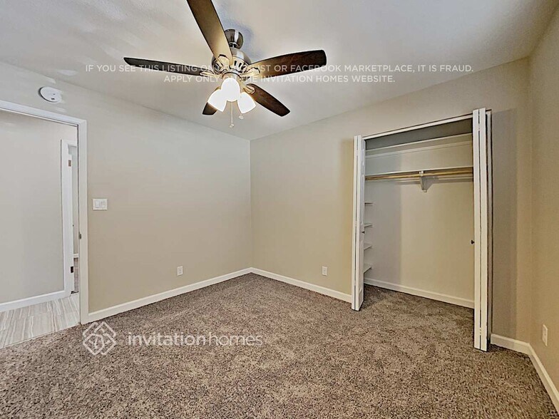 Building Photo - 1918 E Pebble Beach Dr