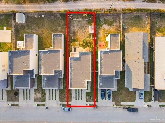 Building Photo - 28 Shalom Dr