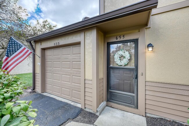 Building Photo - 655 Alta View Ct