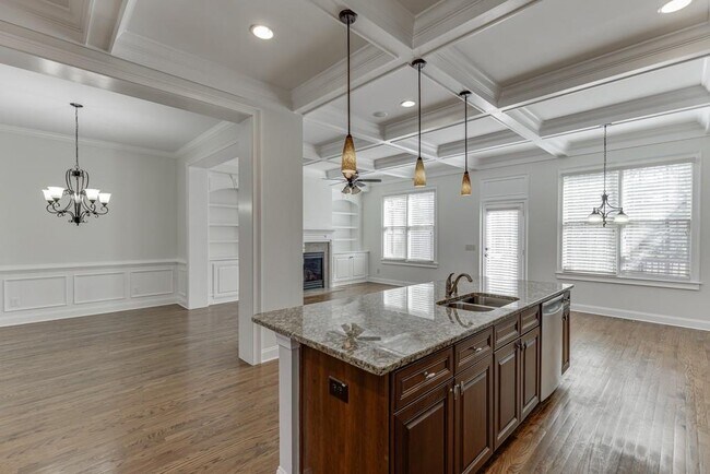 Building Photo - 6925 Fellowship Ln