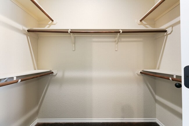 Building Photo - New Braunfels~ Beautiful Luxury 3 Bdrm~Stained Concrete Floors Throughout