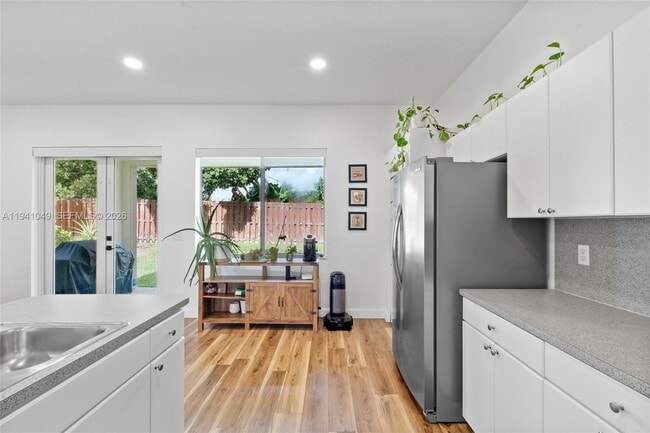 Building Photo - 2630 Dunwoodie Pl