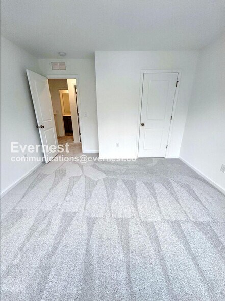 Building Photo - 612 Roy Adams Rd