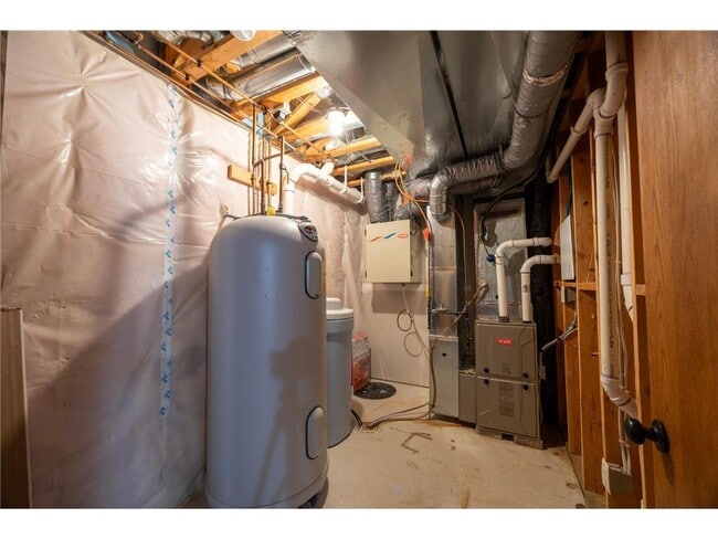 Building Photo - 926 Ramsey St