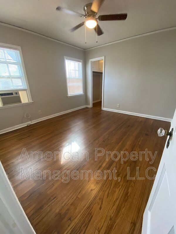 Building Photo - P2-1Q- 2808 E. 1st Pl.