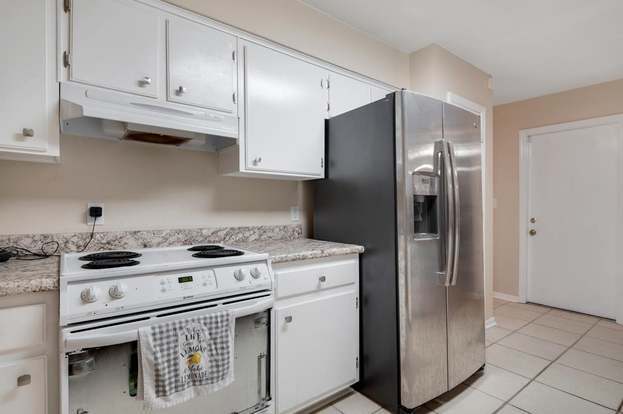 Building Photo - 4321 Snoopy Ln