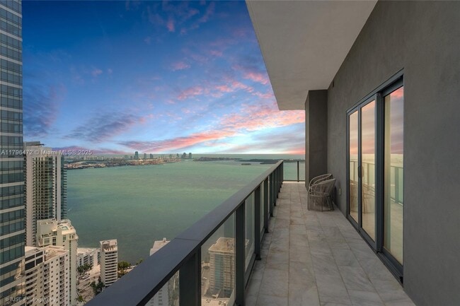 Building Photo - 1451 Brickell Ave
