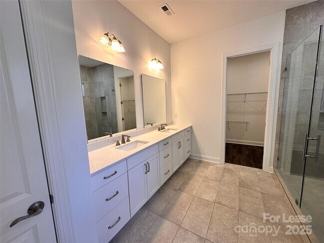 Building Photo - 4553 Stellata Loop