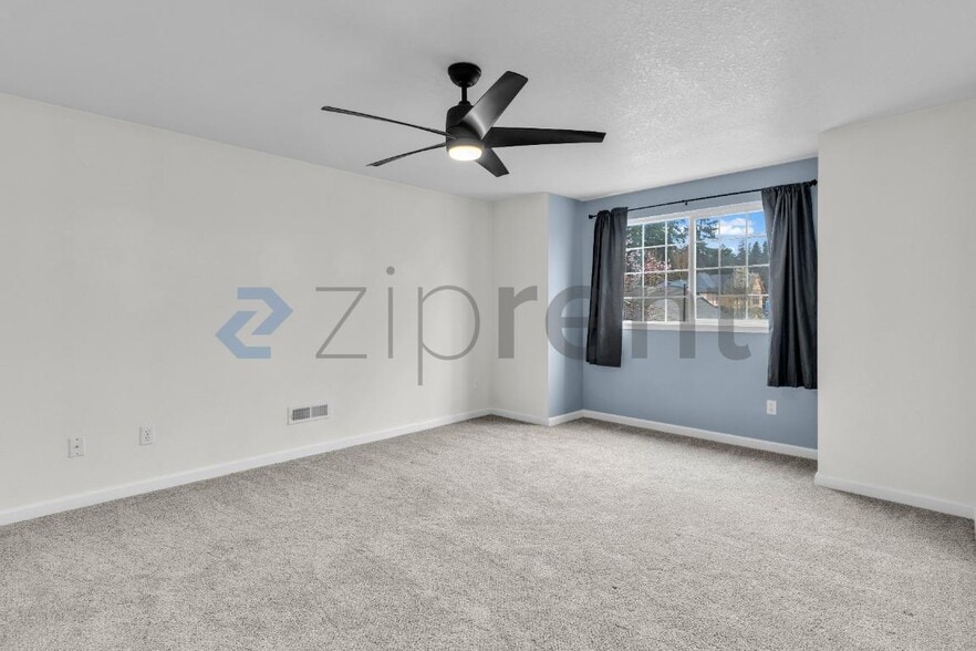 Building Photo - 7410 SW 173rd Pl