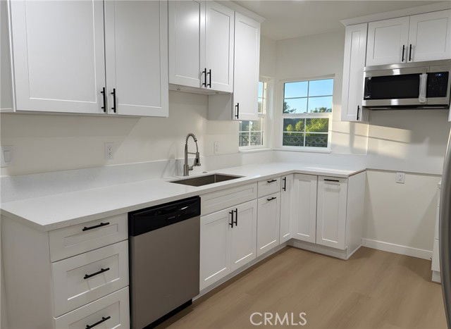 Building Photo - 5912 Carpenter Ave