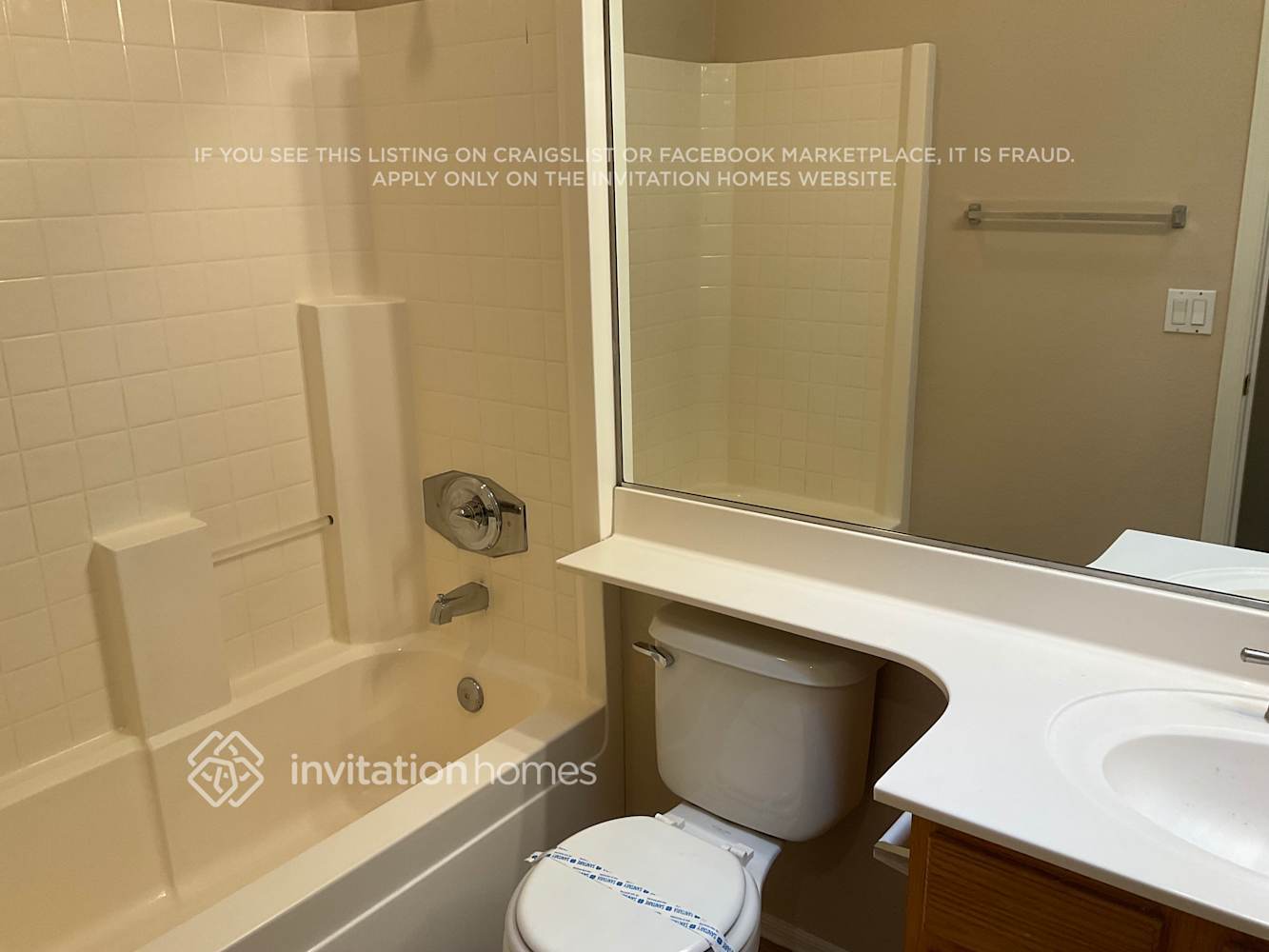 Building Photo - 8370 W Salter Dr