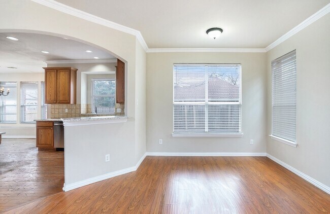 Building Photo - 5201 Arrowhead Way