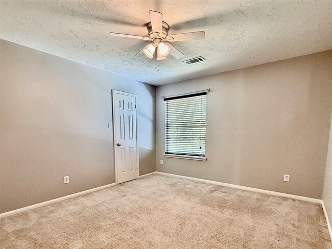 Building Photo - 6622 Grant Dr