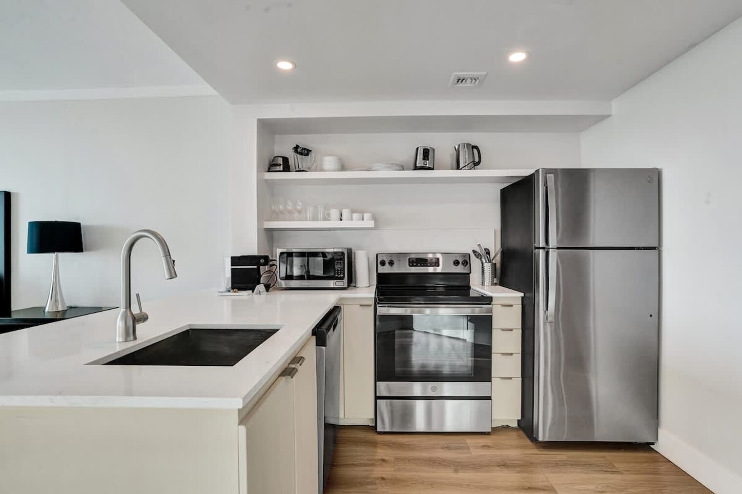 Building Photo - 2889 McFarlane Rd