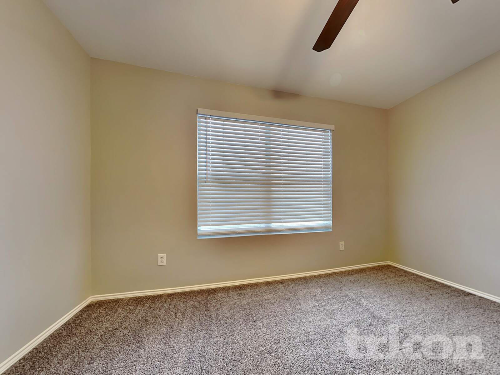 Building Photo - 3032 Wakecrest Dr