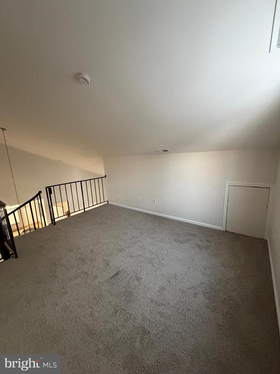 Building Photo - 1194 Tristram Cir