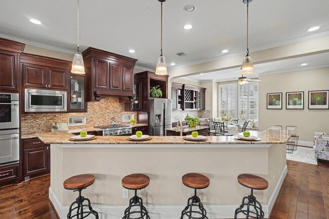 Building Photo - 714 Old Oyster Trail