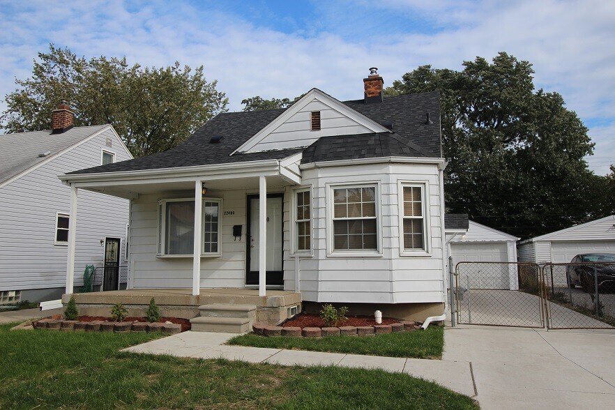 Primary Photo - 22480 Lambrecht Ave