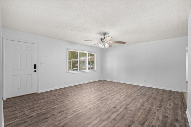 Building Photo - 442 S Monte Vista Ave