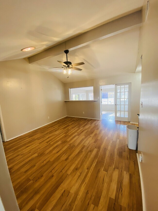 Building Photo - 106 Timber Ln Loop