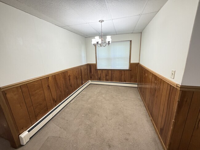 Building Photo - 935 OH-708