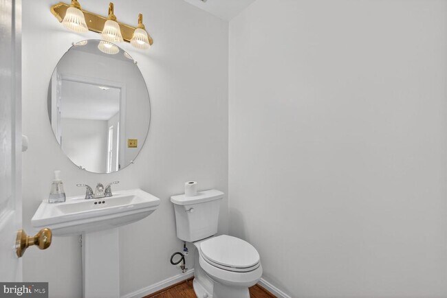 Building Photo - 10545 Winged Elm Cir