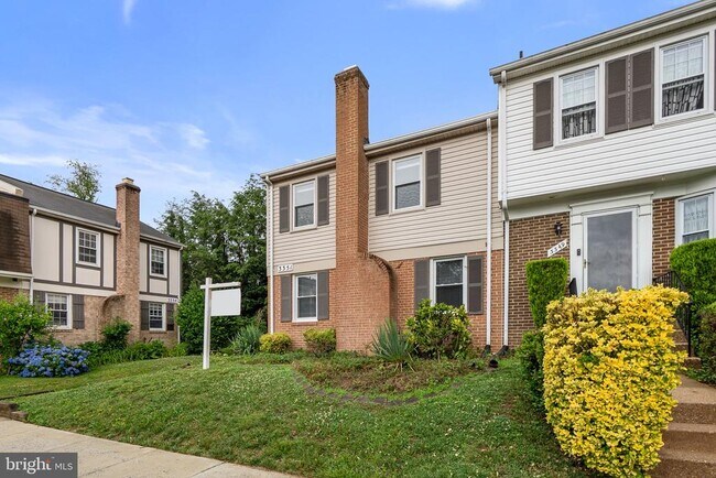 Building Photo - 3351 Buehler Ct