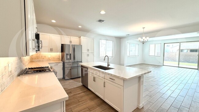 Building Photo - 14765 W Sand Hills Rd
