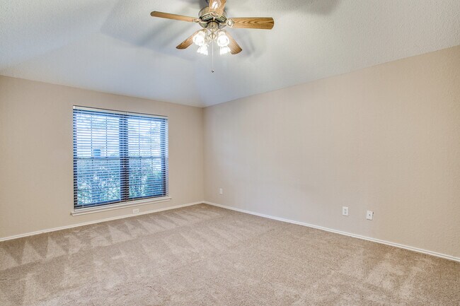 Building Photo - 3 Bedroom in Coppell - Large Trees and Fenced Yard