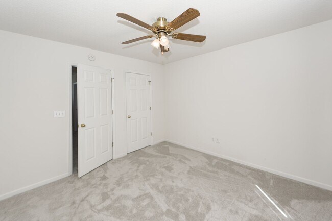 Building Photo - 3 Bedroom 3 Bath Single Family Home in Bridges of Summerville - Summerville