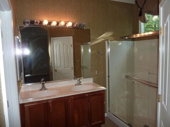 Building Photo - Natomas Park One Story - Del Paso & Gateway Park North Natomas