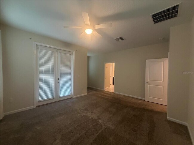 Building Photo - 8513 Golf Wy