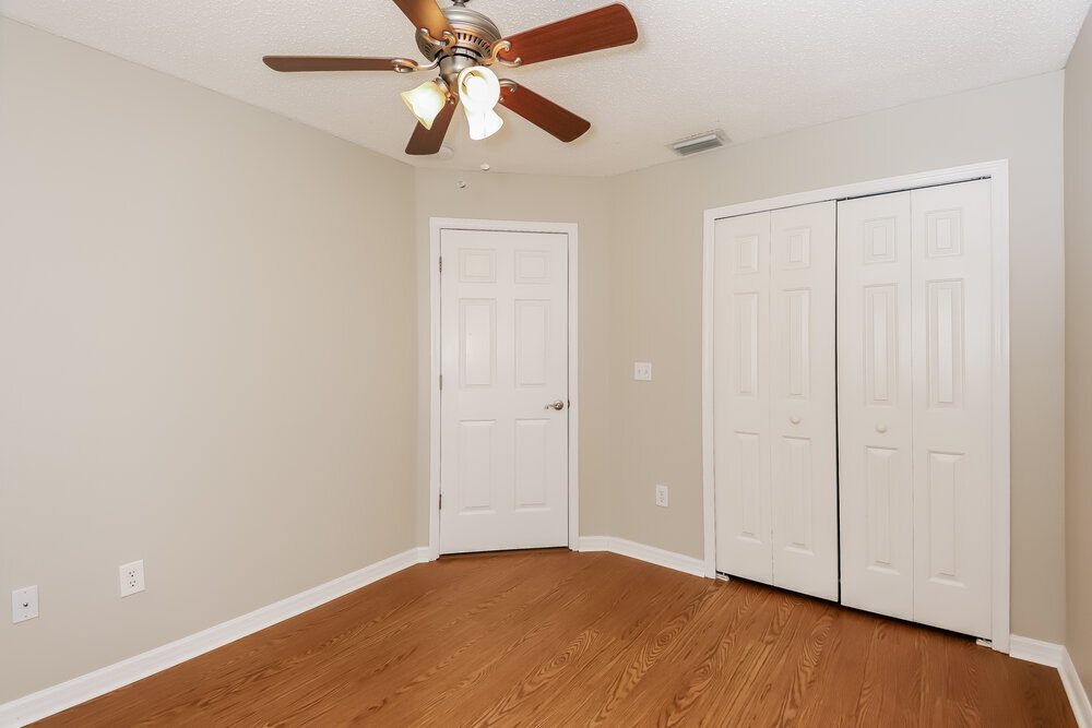 Building Photo - 6646 Summer Cove Dr