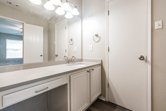 Building Photo - 1213 Misty Meadow Dr