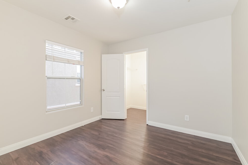 Building Photo - 1082 Paradise Coach Dr