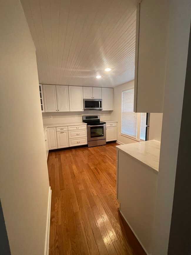 Building Photo - 14217 Ballinger Ter