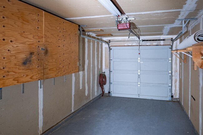 Building Photo - 38860 Cherry Glen Common