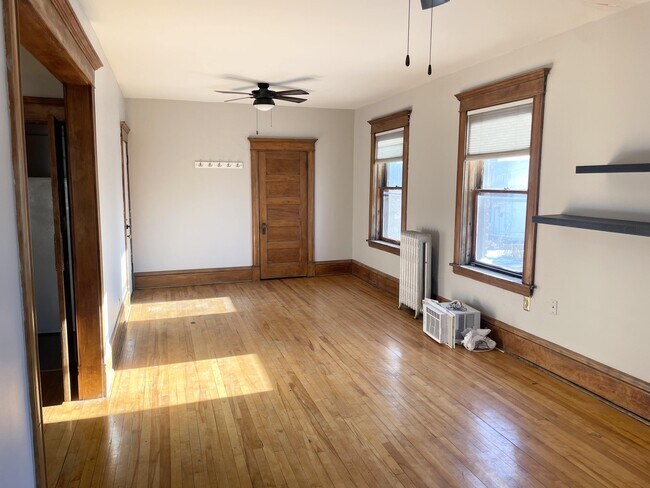 Floorplan - Raymond Flats