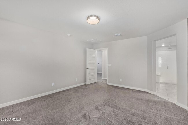 Building Photo - 2927 W Westland Rd