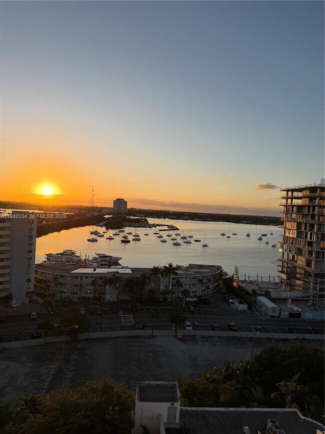 Building Photo - 7900 Harbor Island Dr