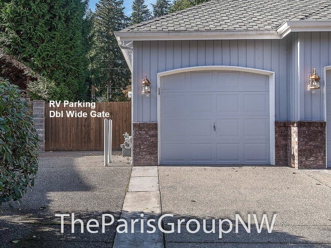 Building Photo - Extraordinary 3463sf Newcastle Home * Amazing Outdoor Spaces * A/C