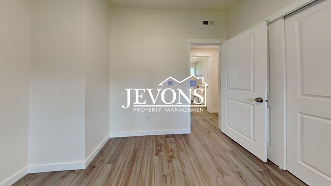 Building Photo - 19019 SE 164Th St Renton, WA 98058