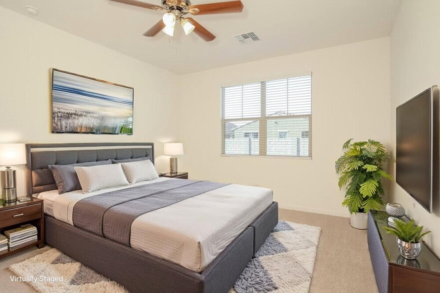 Building Photo - 11022 W Marguerite Ave