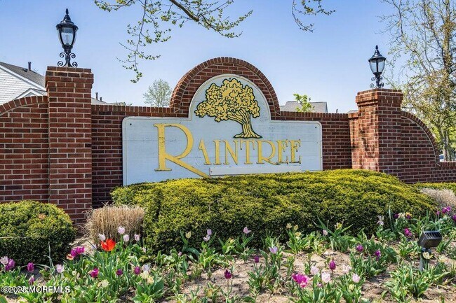 Building Photo - 157 Tulip Ln