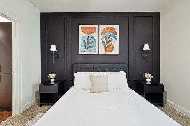 Building Photo - 5445 Town and Country Blvd